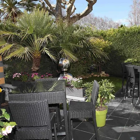 Ibis Budget Palais Nikaia Hotel