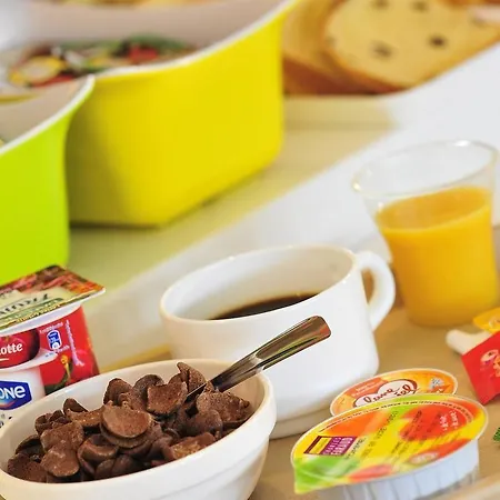 Ibis Budget Palais Nikaia 2*