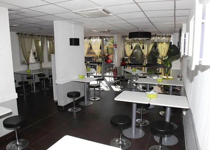 Ibis Budget Palais Nikaia Hotel 2*