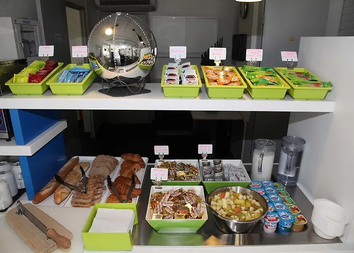 Ibis Budget Palais Nikaia Hotel 2*