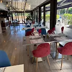 Hotel Ibis Budget Palais Nikaia 2*